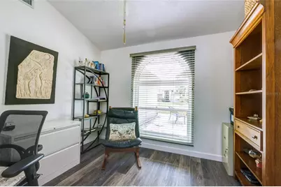 7812 38th Court E, Sarasota, FL 34243 - Photo 20