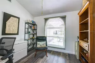 7812 38th Ct E, Sarasota, FL 34243 - Photo 20