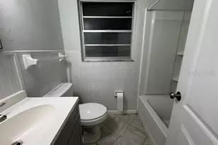 2976 Poplar St, Sarasota, FL 34237 - Photo 6