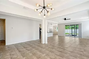 15127 Las Olas Pl, Bradenton, FL 34212 - Photo 6