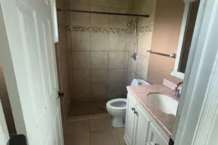 6735 Appomattox Dr, North Port, FL 34287 - Photo 10