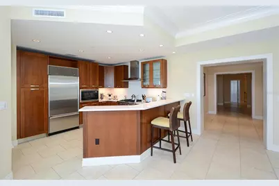 915 Seaside Drive #613, Weeks 32-33, Sarasota, FL 34242 - Photo 10