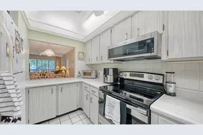 2260 Stickney Point Road #324, Sarasota, FL 34231 - Photo 12
