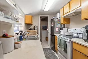 2442 Novus St, Sarasota, FL 34237 - Photo 16