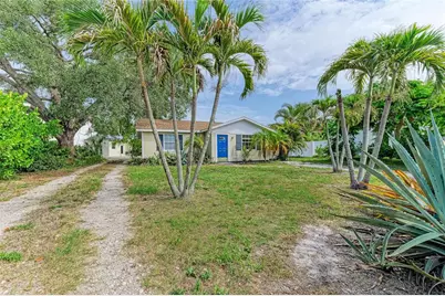 1300 Loma Linda Court, Sarasota, FL 34239 - Photo 22