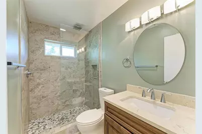 1300 Loma Linda Court, Sarasota, FL 34239 - Photo 20