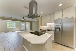 1300 Loma Linda Ct, Sarasota, FL 34239 - Photo 8