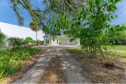 1300 Loma Linda Court, Sarasota, FL 34239 - Photo 50