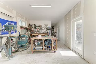 1300 Loma Linda Ct, Sarasota, FL 34239 - Photo 40