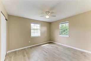 1300 Loma Linda Ct, Sarasota, FL 34239 - Photo 18