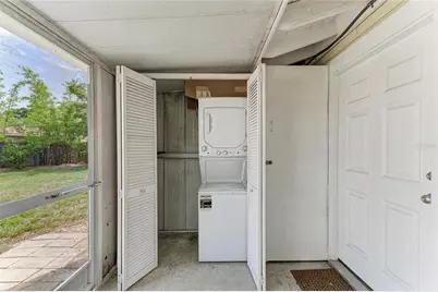 1300 Loma Linda Court, Sarasota, FL 34239 - Photo 36