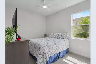 8144 Sternway Road, Sarasota, FL 34240 - Photo 16