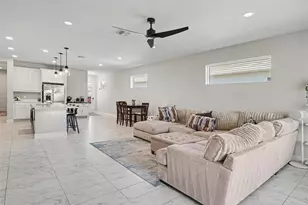 8144 Sternway Rd, Sarasota, FL 34240 - Photo 8