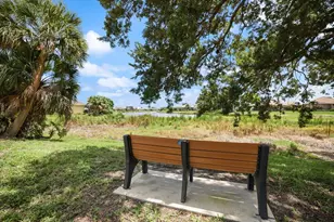 567 Lake of the Woods Dr, Venice, FL 34293 - Photo 42