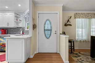 8433 Regal Way, Palmetto, FL 34221 - Photo 2