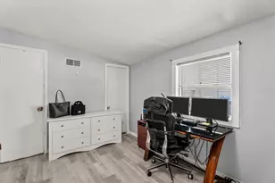 214 N Habana Ave, Tampa, FL 33609 - Photo 22