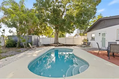 2700 13th Street W, Palmetto, FL 34221 - Photo 2