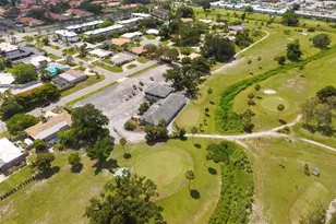 3304 Springmill Cir, Sarasota, FL 34239 - Photo 54