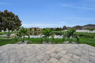 1921 Hawks View Dr, Ruskin, FL 33570 - Photo 38