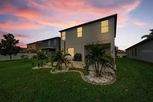 1921 Hawks View Dr, Ruskin, FL 33570 - Photo 40