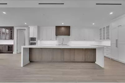 70 Avenida Veneccia #304, Sarasota, FL 34242 - Photo 4