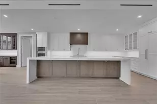 70 Avenida Veneccia, Sarasota, FL 34242 - Photo 4