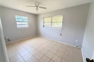 3842 Hawkeye Cir, Sarasota, FL 34232 - Photo 12