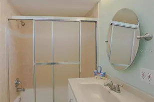 2907 Hyde Park St, Sarasota, FL 34239 - Photo 16