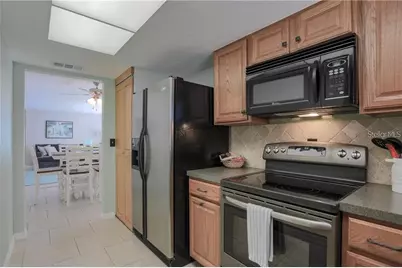 2907 Hyde Park Street, Sarasota, FL 34239 - Photo 6