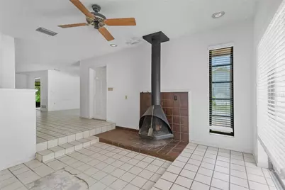 213 Whispering Oaks Court, Sarasota, FL 34232 - Photo 8