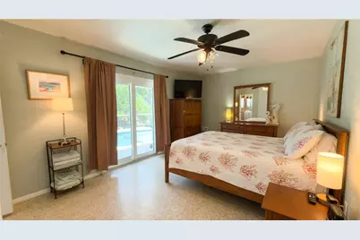 2215 Alvarado Lane, Sarasota, FL 34231 - Photo 10