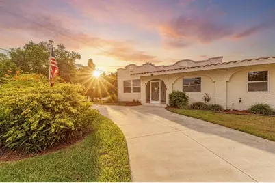 1712 4th Street W, Palmetto, FL 34221 - Photo 8