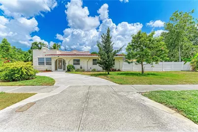 1712 4th Street W, Palmetto, FL 34221 - Photo 2