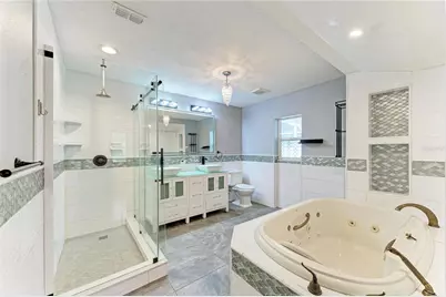1712 4th Street W, Palmetto, FL 34221 - Photo 8