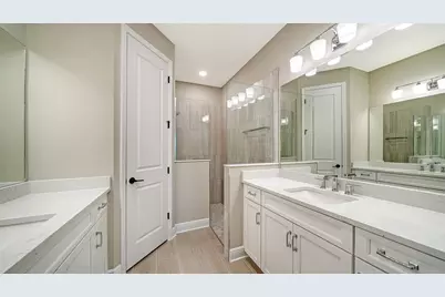 2324 Blue Mahoe Lane, Sarasota, FL 34240 - Photo 24