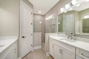 2324 Blue Mahoe Ln, Sarasota, FL 34240 - Photo 24
