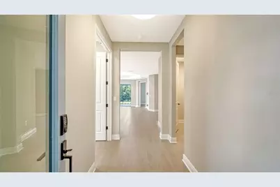 2324 Blue Mahoe Lane, Sarasota, FL 34240 - Photo 4