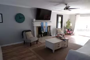 5766 Forester Pine Ct, Sarasota, FL 34243 - Photo 2