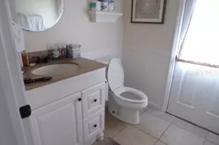 5766 Forester Pine Ct, Sarasota, FL 34243 - Photo 12