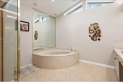 5438 Dominica Circle, Sarasota, FL 34233 - Photo 16
