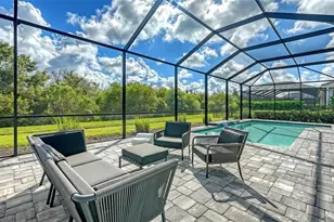 2566 Paradise Plum Dr, Sarasota, FL 34240 - Photo 32