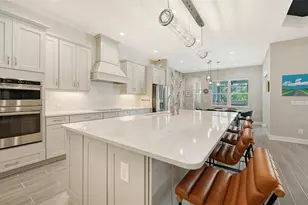 2566 Paradise Plum Dr, Sarasota, FL 34240 - Photo 8