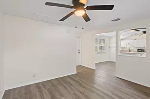403 Pinewood Ave, Nokomis, FL 34275 - Photo 10