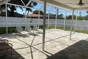 3654 Pin Oaks St, Sarasota, FL 34232 - Photo 12