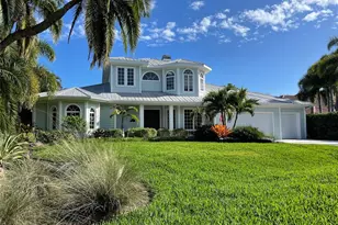 7631 Cove Terrace, Sarasota, FL 34231 - Photo 2