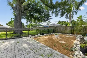7207 14th Ave NW, Bradenton, FL 34209 - Photo 4