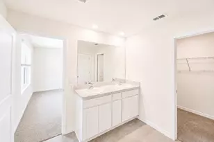 10642 Chippewa Dr, Parrish, FL 34219 - Photo 8