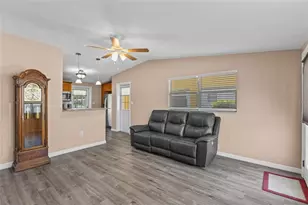 4065 Asbury Pl, Sarasota, FL 34233 - Photo 6