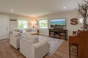 216 18th St E, Bradenton, FL 34208 - Photo 10