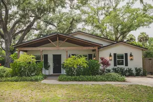 216 18th St E, Bradenton, FL 34208 - Photo 1